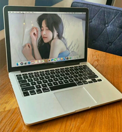 转让一台自用的i9顶配笔记本电脑Macbo...