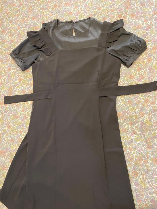 背带裙两件套M码，全新仅下水