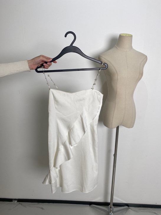 法式小众设计感钻带不规则开叉短裙子白色小个...