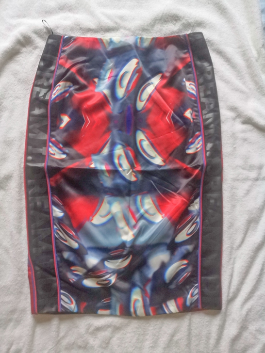 33元，迷幻抽象包臀裙