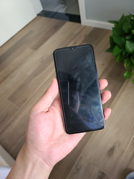 一加7，8加256，京东购入全网通，机子成...