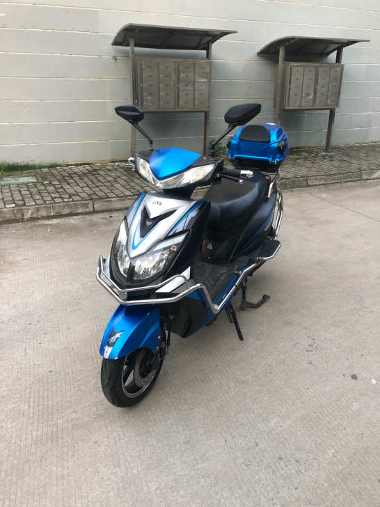 个人台铃百变金刚72伏60安，一次充电可以...