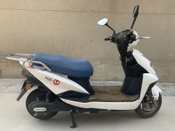 台铃，发票齐全，几乎全新