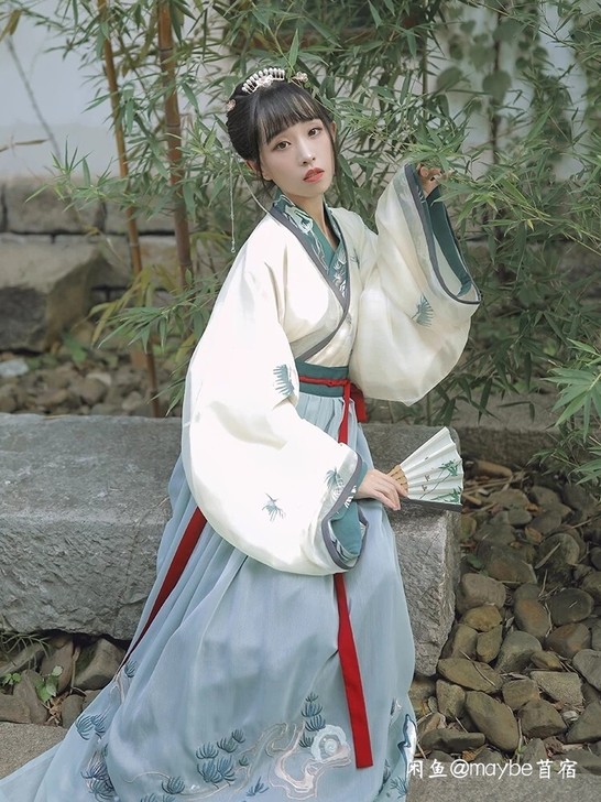 十三余小豆蔻儿，孤松玉山s码，已绝版，从前...
