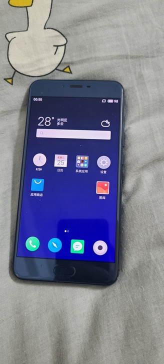 魅族魅蓝X伊拉克成色如图，3＋32的，后摄...
