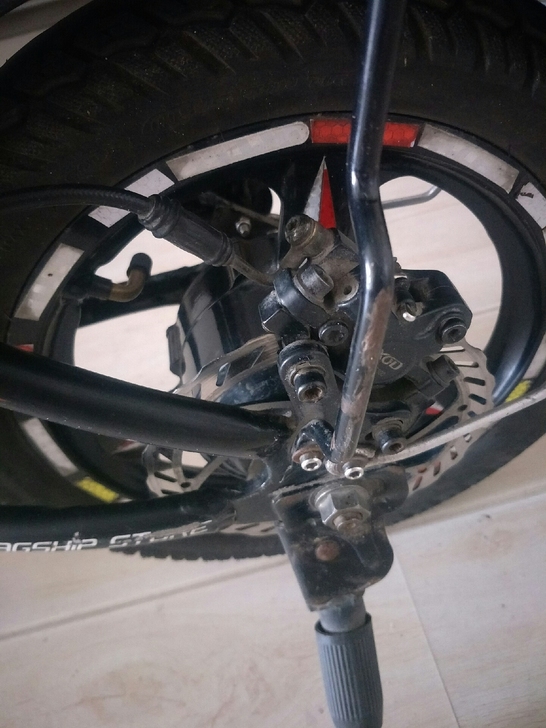 代驾折叠电动车，正步，前后油刹，电池202...