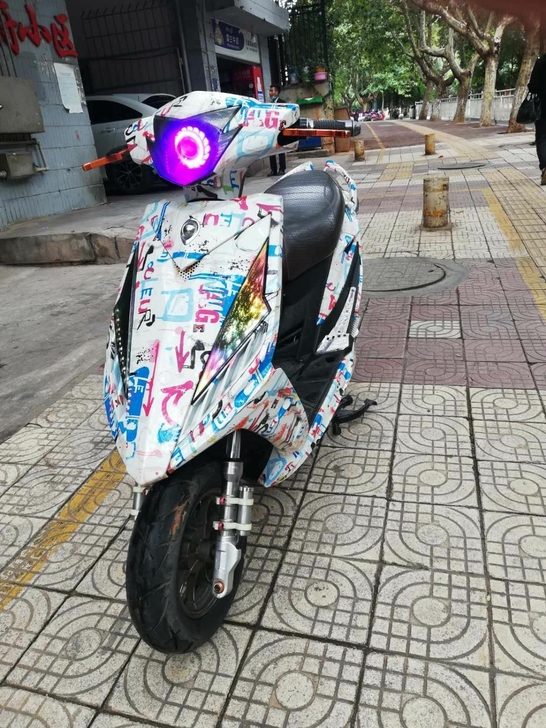 二手电动车 本店出售各种大小车型的电动车，...