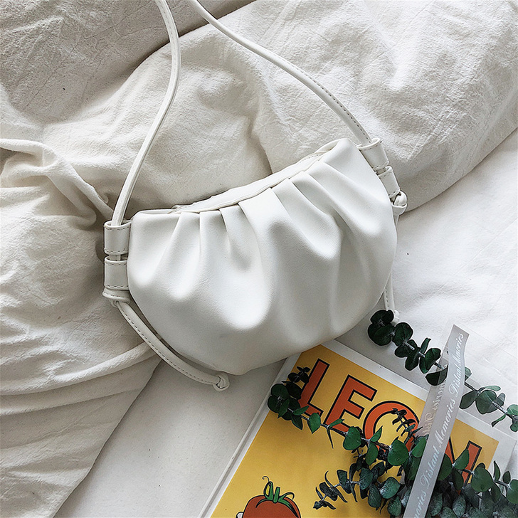 小包包2021新款春夏斜挎包潮女百搭饺子云...