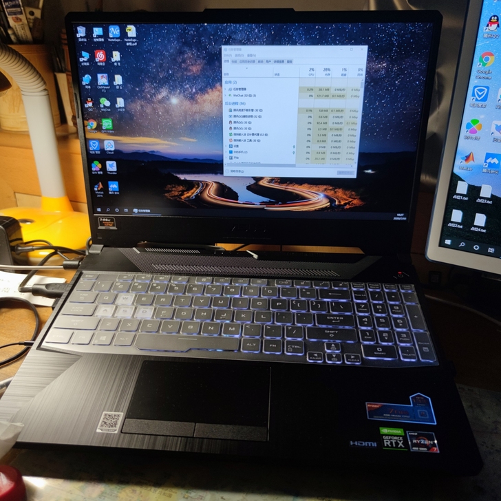 华硕天选1代，2020年7月刚买的。还有4...