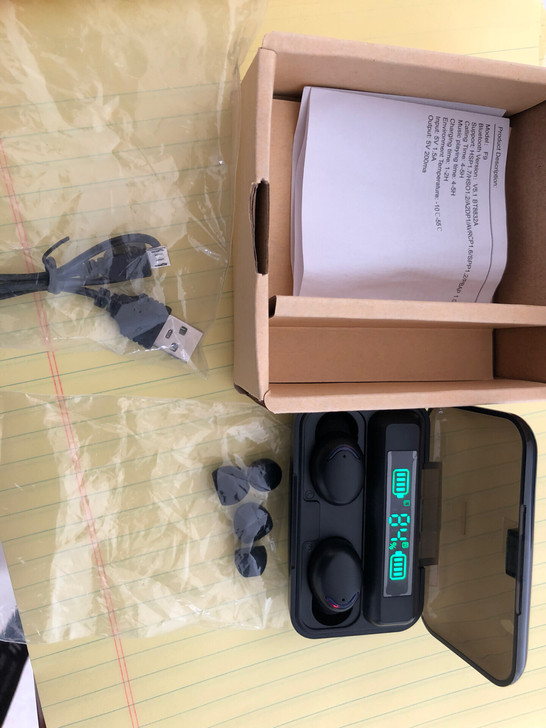 全新黑色蓝牙耳机