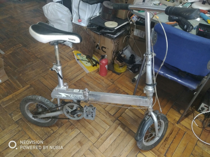 铝合金折叠伸缩自行车，功能正常，非常轻便，...