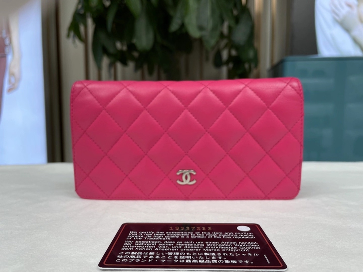 Chanel/香奈儿女士时尚菱格小羊皮钱包...