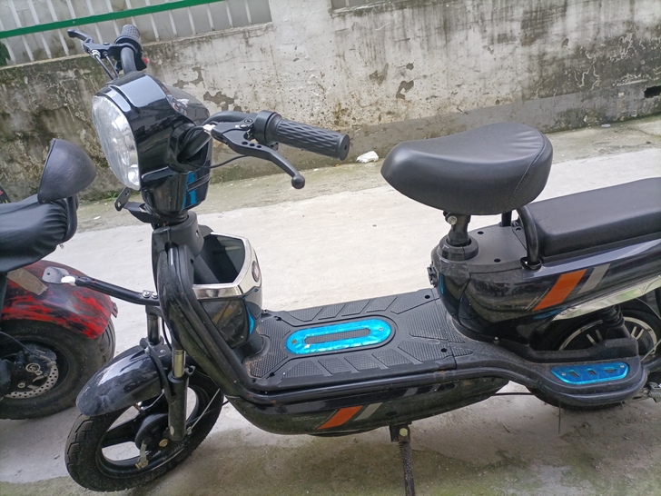 电动车，市内可送货上门