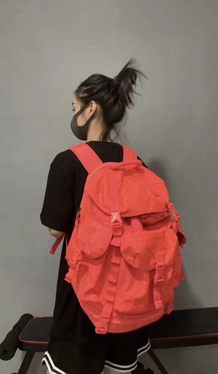 巴斯光年背包 保证正品 多的不说，信任就来