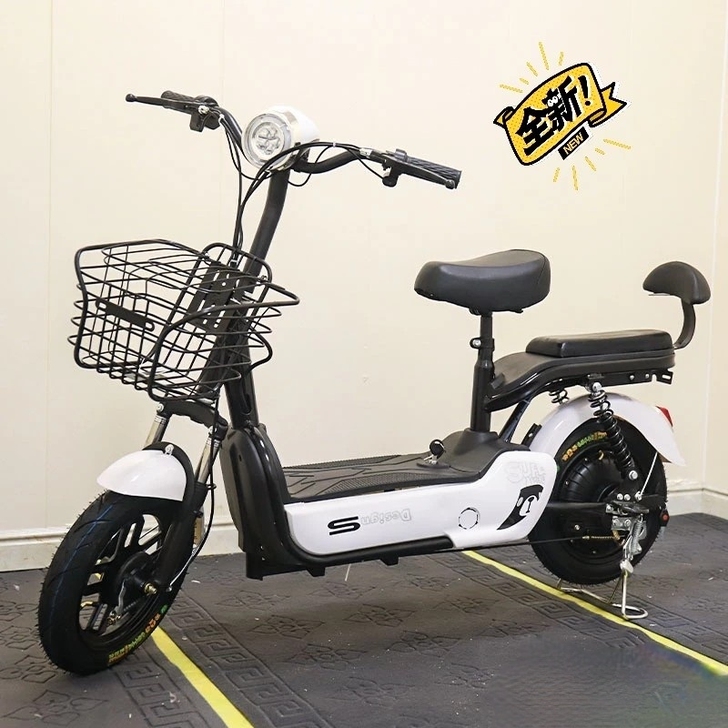 想卖一辆二手电动车 价格不太贵代步 可以联...