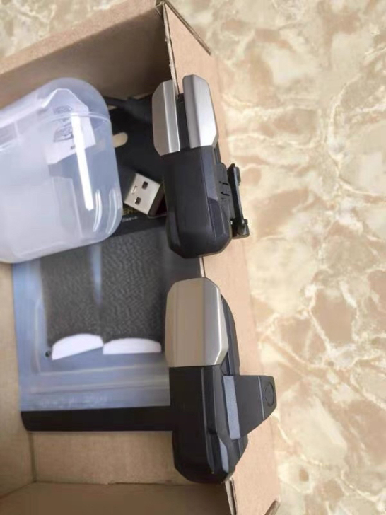 吃鸡神器连点连发全辅助压抢辅助按键套装手柄...