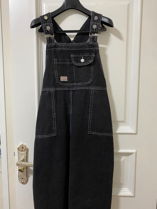 背带裙 一个博主那买的 全新