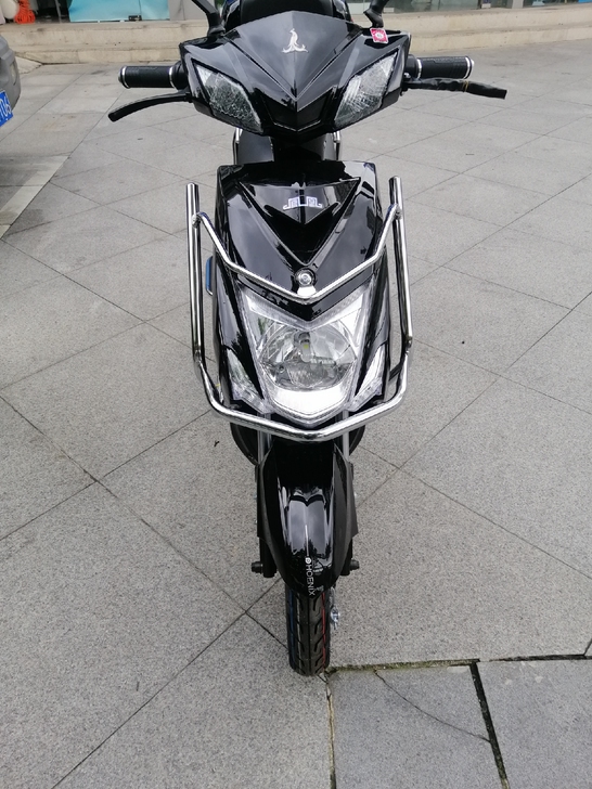 转让自用带牌全新60v凤凰电动车!车子实图...