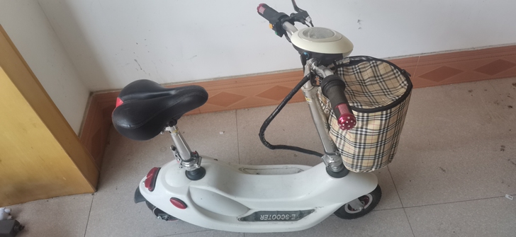 小型电动车,给钱就卖有需要来电153347...