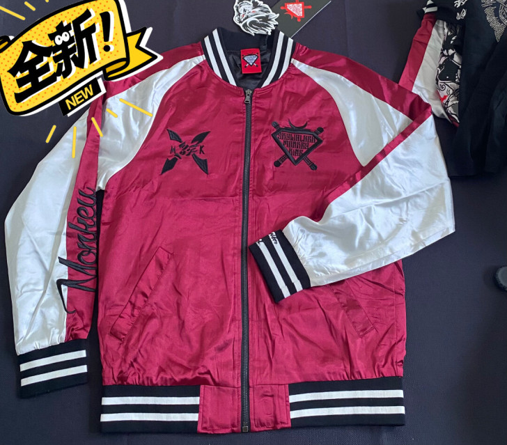 棒球夹克Ｍ码胸围105衣长67