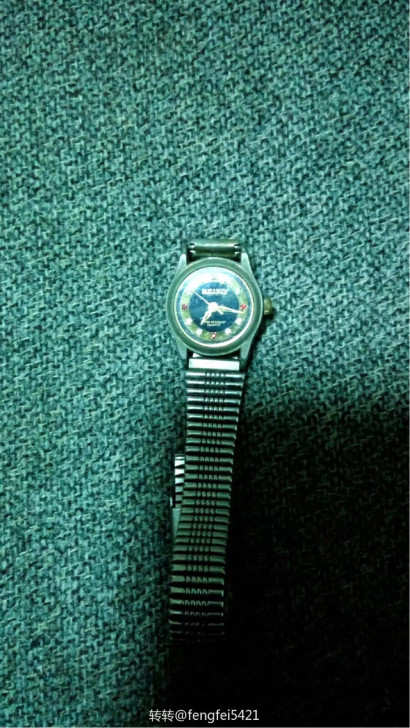 转精工SEIKO女士手表，正常行驶