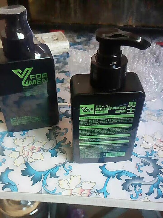 正品男士洗面奶男控油祛痘洁面乳收缩毛孔黑头...