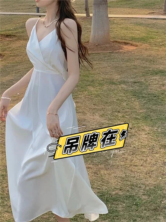 白色法式吊带裙连衣裙借图出同款 小性感 ...
