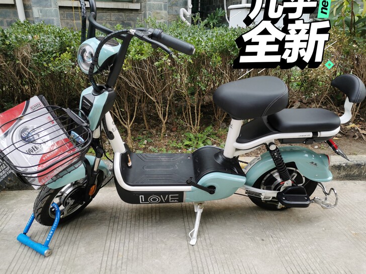 车子1300带走，凤凰牌电动车，车子很漂亮...