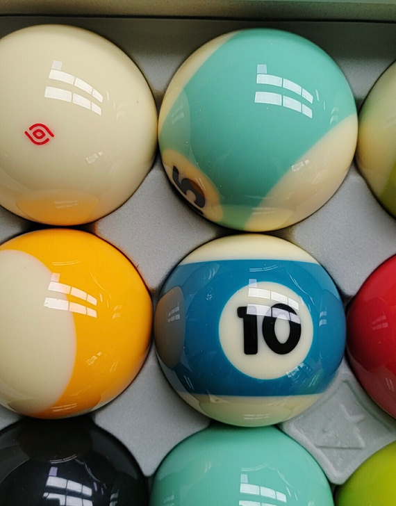 二手独眼巨人水晶台球，需要的朋友可以直接下...