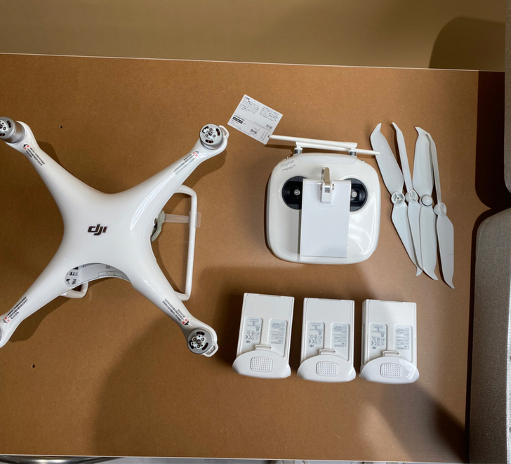 95新大疆精灵4pro V2.0无人机