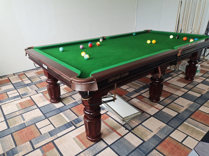 新旧程度，九成新，台球桌转让，一直闲置着几...