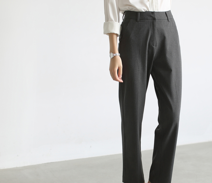 休闲裤，裤子形状很好，腿粗穿了不好看，一直...