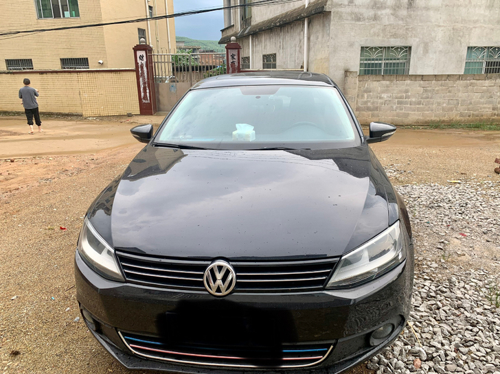 换车转让2013年8月速腾1.4T自动豪华...