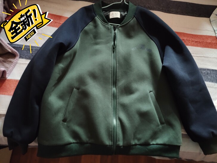 棒球外套均码号，撞色搭配减龄休闲，男女同款...