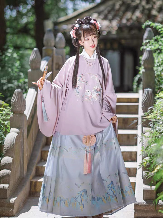 池夏 啾啾 明制圆领袍补服仿妆花马面裙少女...