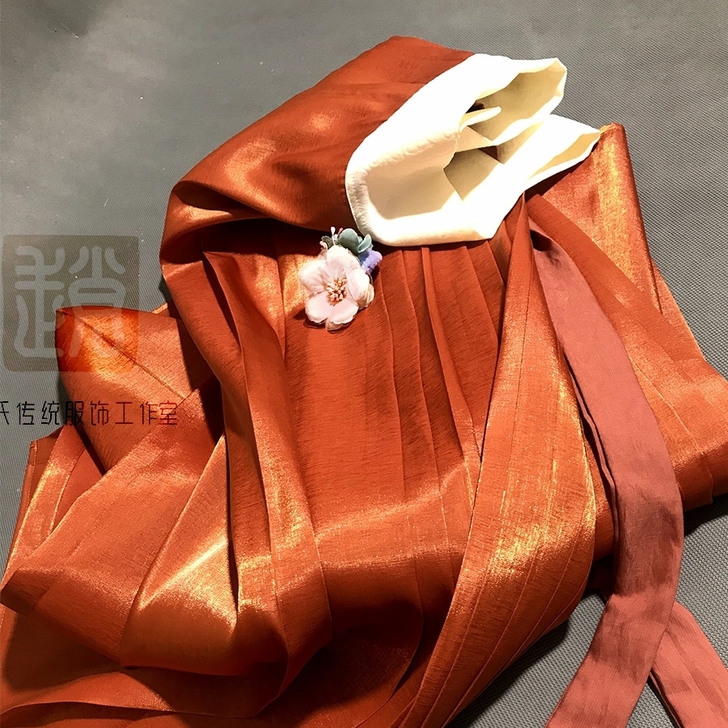 赵氏汉服马面素纱马面