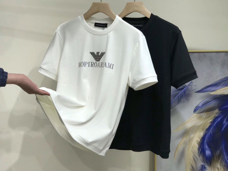 Armani短袖T恤男碳钻重工EA7字母阿...