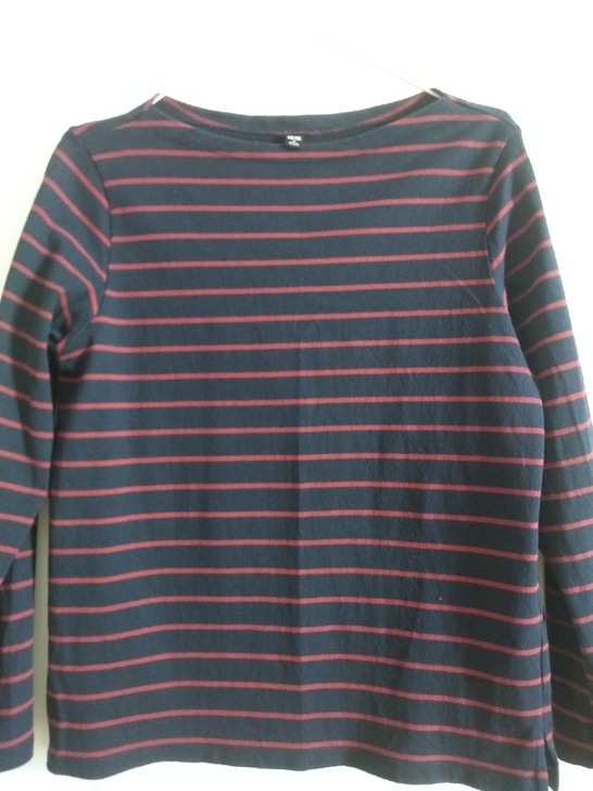 优衣库条纹长袖T恤衫，不是薄的，适合春秋，...