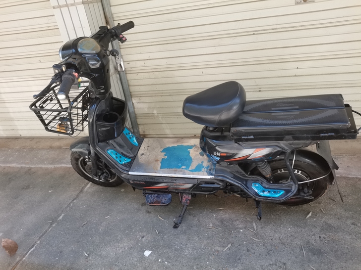 双碟刹60v20a电动车卖走50公里岛内