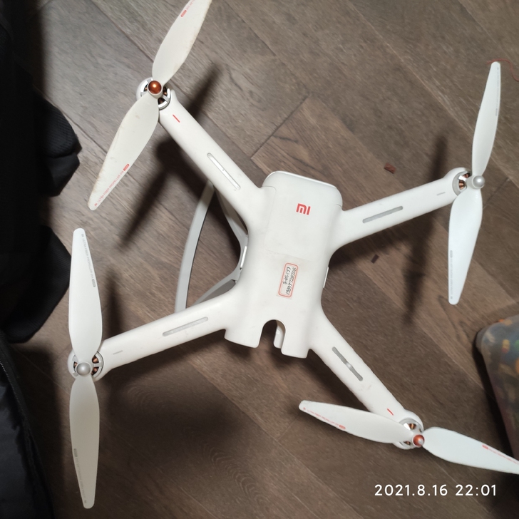 小米无人机1080P,放家里好久不用了,除...