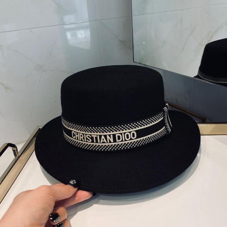 D家毛呢帽秋冬新品织带字母平顶羊毛呢礼帽女...