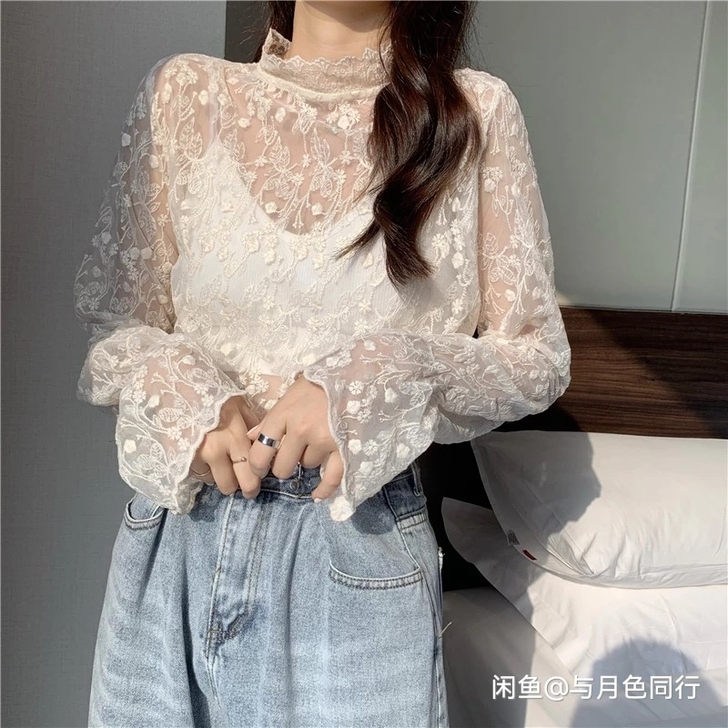 杏色蕾丝衫女2021春季新款洋气宽松镂空半...