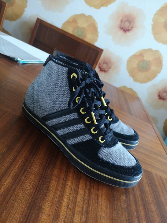 闲置包邮 阿迪达斯ADIDAS网球系列休闲...