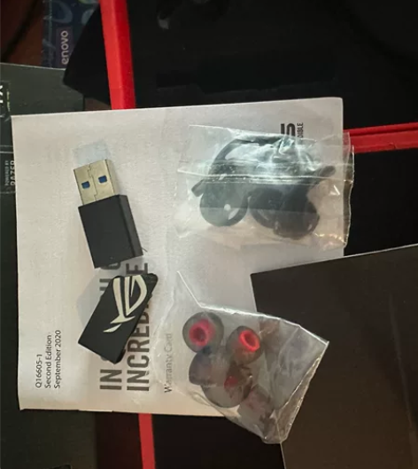 rog降临2rgb，箱说配件齐全 功能一切...