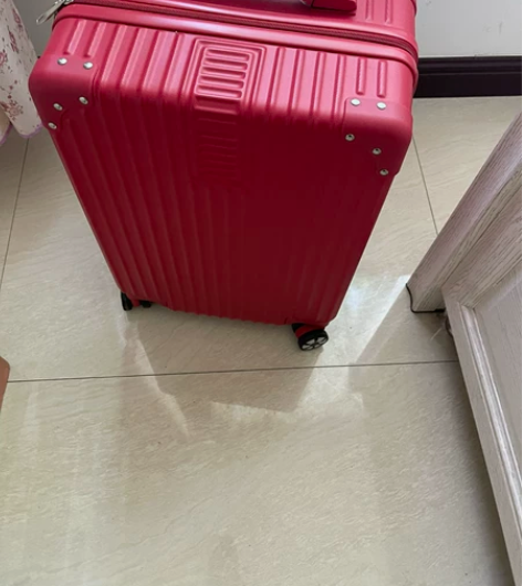 婚嫁行李箱 红色皮箱 新娘嫁妆箱20寸 基...