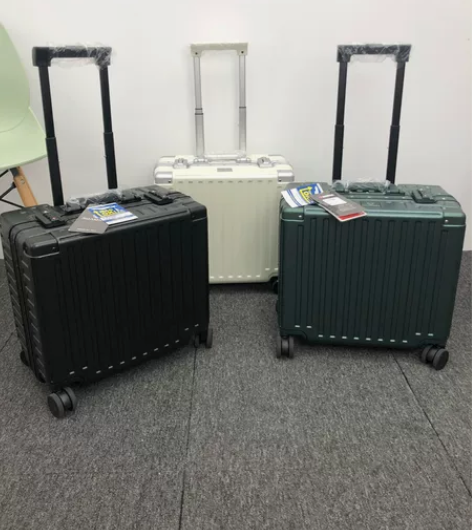 全新 出口日本漫游皮箱旅行箱 静音万向轮，...