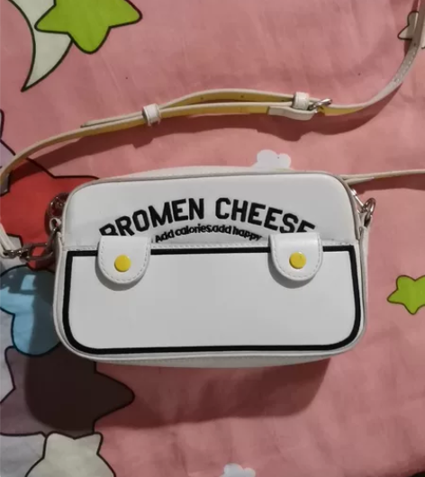 不莱玫家小方包   很清新    夏天常背...