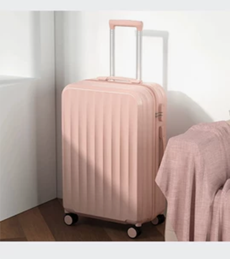 全新         北爱行李箱     ...