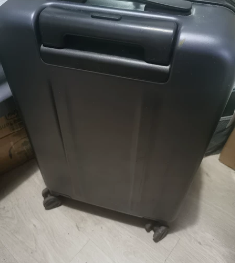小米90分行李箱，闲置，自用，稍微有点脏，...