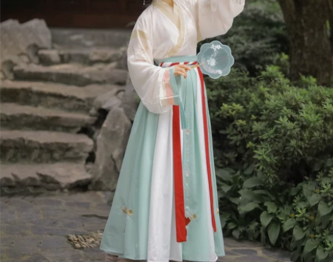 念三月【芊絮】原创汉服晋制交领襦裙刺绣三件...